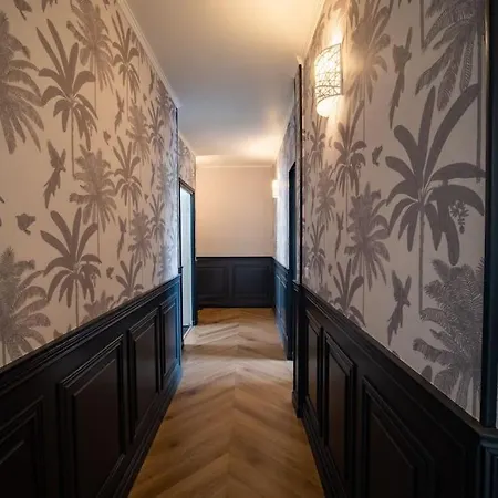 Apartment Duplex Jeanne D'arc Billard Baby Insolites *