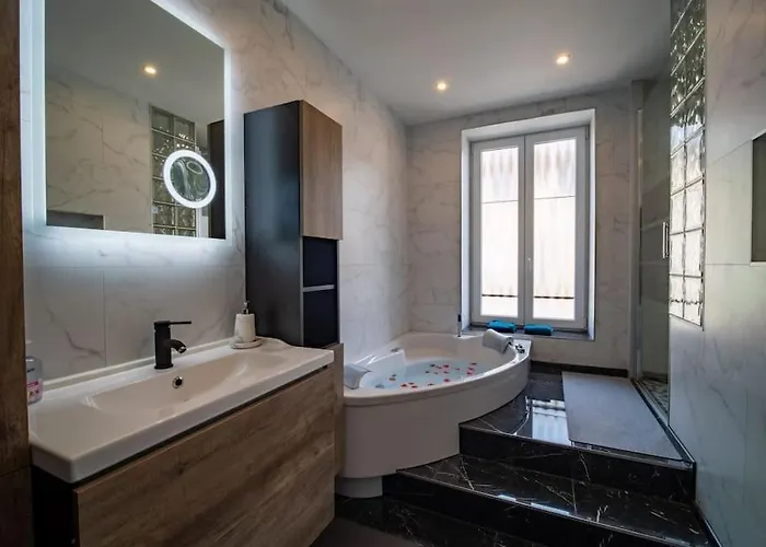 Duplex Jeanne D'arc Billard Baby En Option Escape Game Insolites *