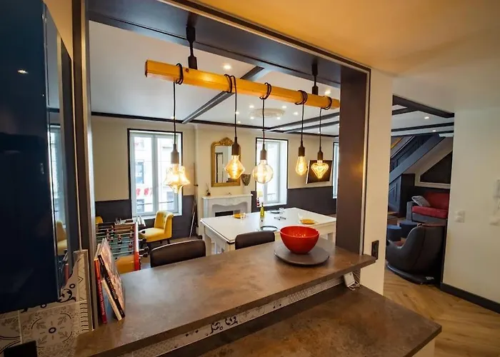 Duplex Jeanne D'arc Billard Baby En Option Escape Game Insolites Apartman